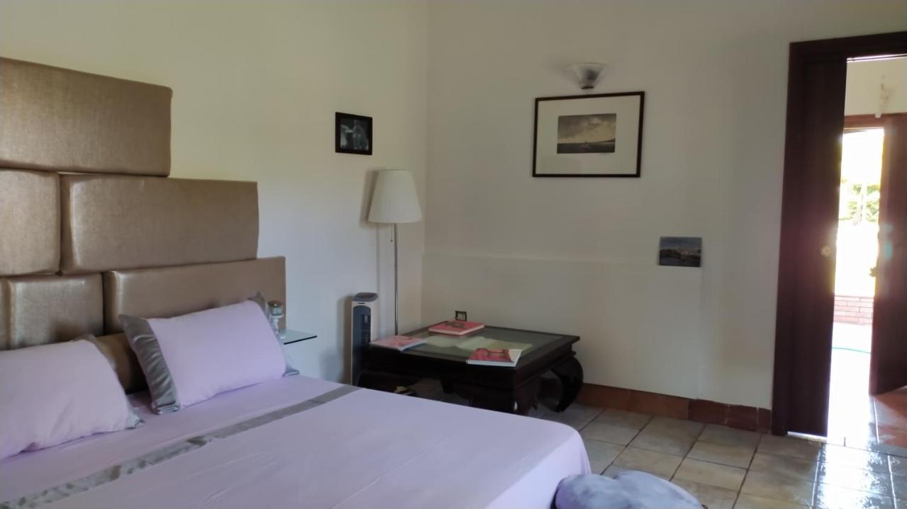 Villa Le Tre Dame B&B Battipaglia Buitenkant foto
